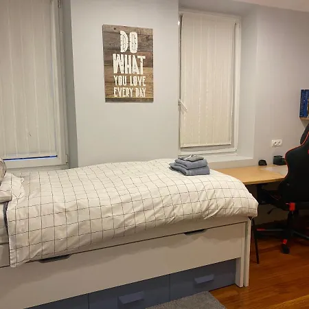 Piso En El Centro Con Garaje * 毕尔巴鄂